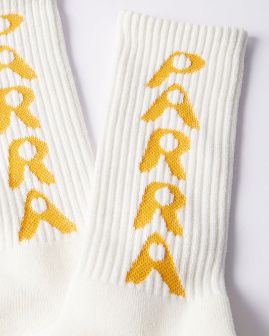 Hole logo crew socks