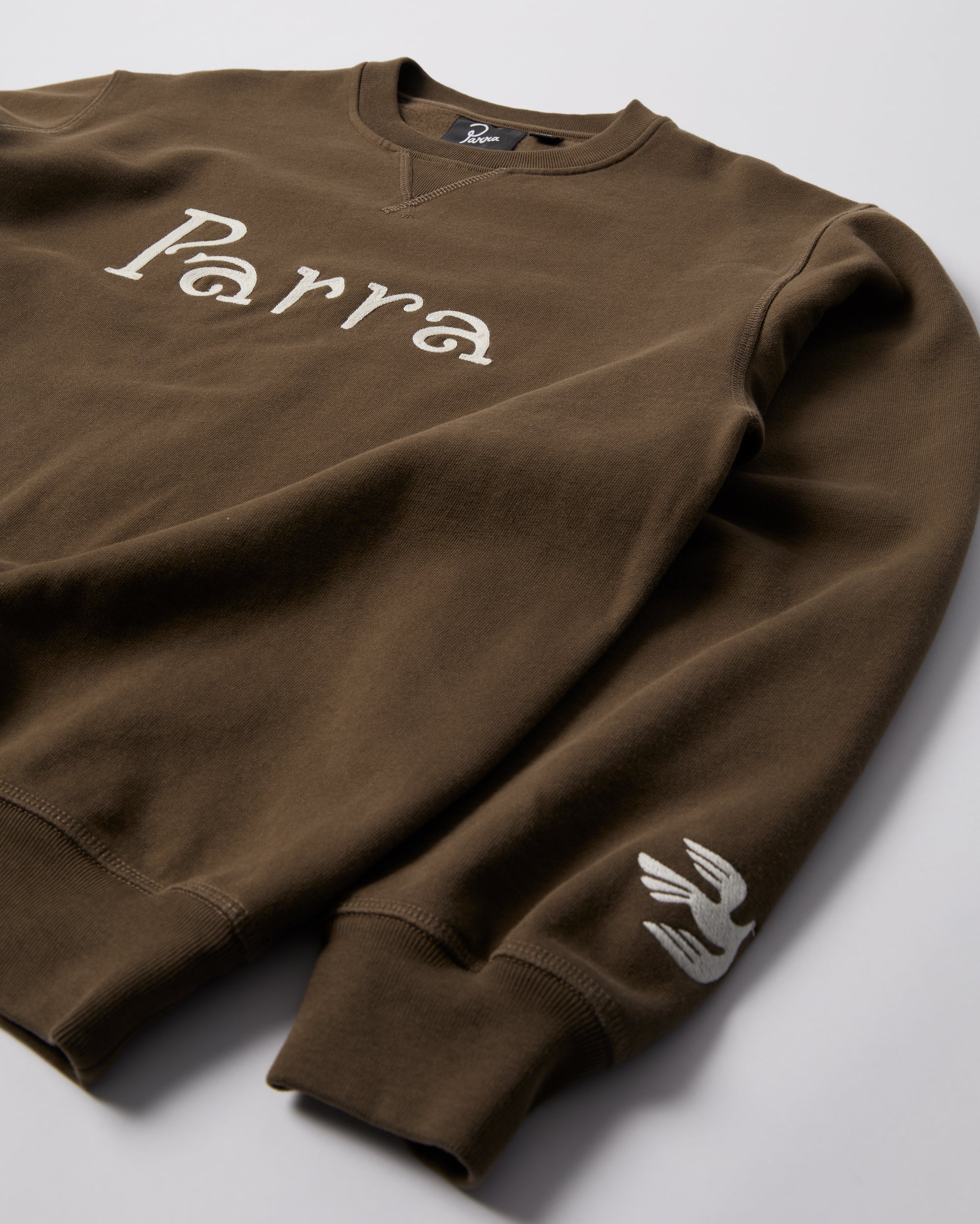 Weird trad logo crew neck sweatshirt – by Parra UK
